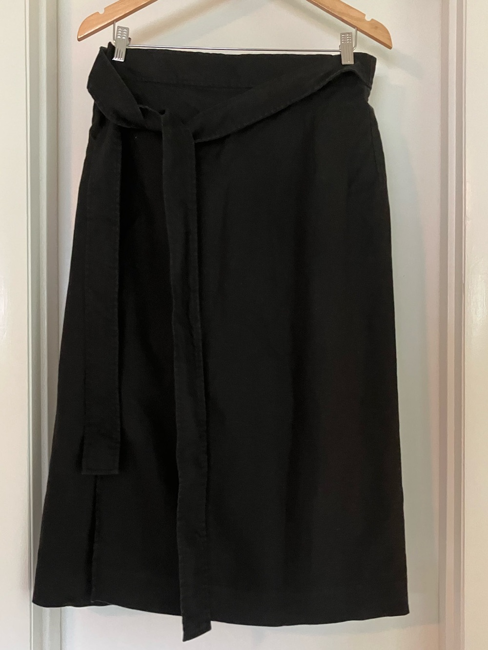 Everlane The Linen Wrap Skirt, Black, Size 10